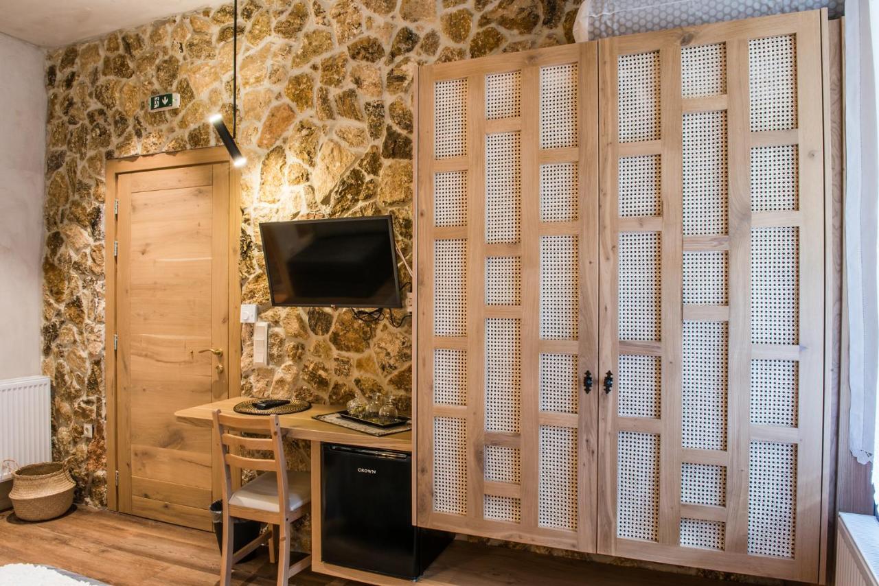 Apartamento «Σκλάβας Χνάρι» Παραδοσιακός Ξενώνας Magouliana Exterior foto