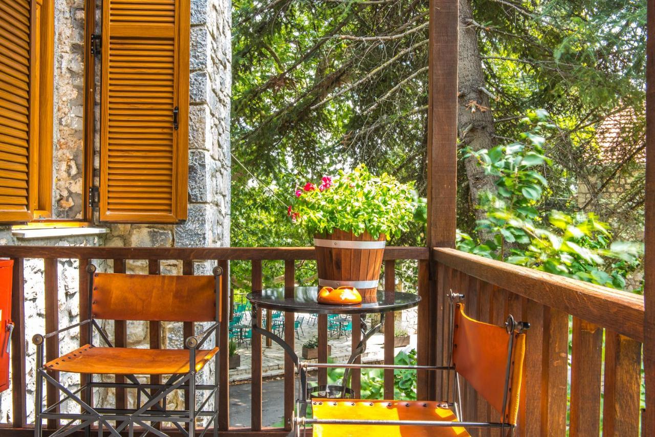 Apartamento «Σκλάβας Χνάρι» Παραδοσιακός Ξενώνας Magouliana Exterior foto
